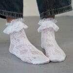 גרבי תחרה-לבן