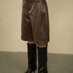 ברמודת עור ג׳ייד-חום