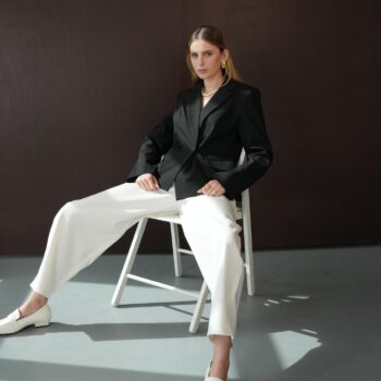 ג׳קט מחויט טוב
זה פריט חובה בארון.וזה אחד ממש טוב.
ועוד בצבע שחור 🖤😙